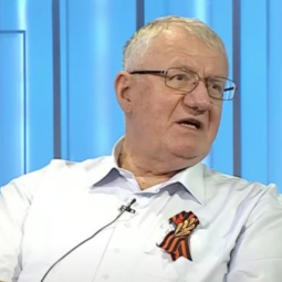 Serbie : Šešelj, une figure du passé omniprésente dans les médias