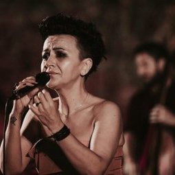 Bosnie-Herzégovine : Amira Medunjanin, ambassadrice mondiale du sevdah