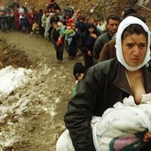 Kosovo : la guerre, les souffrances des civils et le mythe de l'UÇK