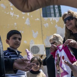 Grèce : sur l'île de Leros, la solidarité au secours des migrants