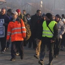 Bosnie-Herzégovine : la marche du désespoir des ouvriers de Tuzla