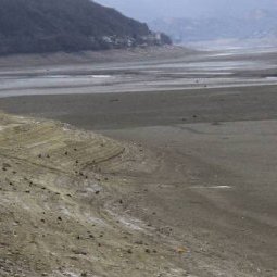 Catastrophe écologique en Bosnie-Herzégovine : le lac de Jablanica a disparu