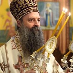 Serbie : Porfirije, le nouveau patriarche, élu par l'Église et par Vučić