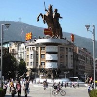 Macédoine : « l'État attise les haines ethniques »