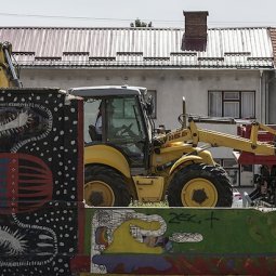 Croatie : des panneaux de pub à la place des fresques murales de la rue Branimirova 