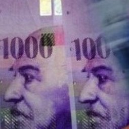 Roumanie : la flambée du franc suisse fait trembler 75.000 emprunteurs