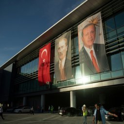 Turquie : le « plus grand aéroport du monde » sort de terre à Istanbul