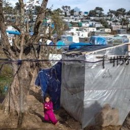 Grèce : le coronavirus à Moria et la crainte d'une crise sanitaire dévastatrice