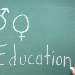 Macédoine du Nord : des cours d'éducation sexuelle au collège