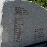 Srebrenica : la Serbie prête à reconnaître le génocide, mais pas la Republika Srpska