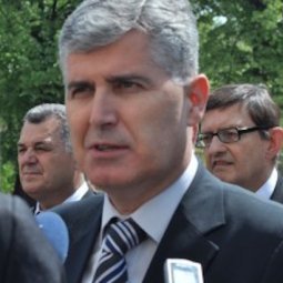 Bosnie-Herzégovine : pour la famille de Dragan Čović, la crise n'existe pas 