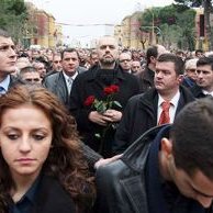 Albanie : l'opposition a rendu hommage aux manifestants tués