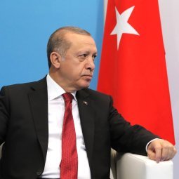 Turquie : l'année électorale commence sous le signe du voile