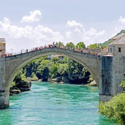 Coopération régionale dans les Balkans : rendez-vous à la Foire de Mostar