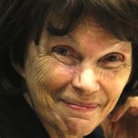 Le Courrier des Balkans rend hommage à Danielle Mitterrand