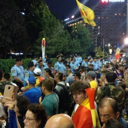 Roumanie : dans la rue contre l'« État raté »