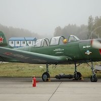 Guerre froide, suite et fin : l'Albanie vend aux enchères ses avions chinois
