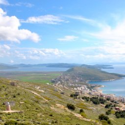 Tourisme en Albanie : « étranger cherche maison pas chère avec vue sur mer »