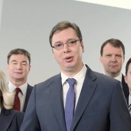 Serbie : Aleksandar Vučić, un nationaliste devenu « petite main » du néolibéralisme