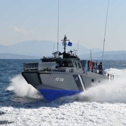 Naufrage meurtrier en Grèce : collision accidentelle ou pushback caché ?