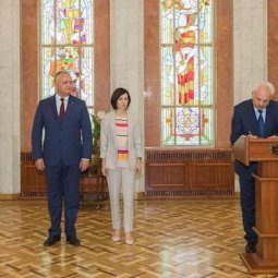 Moldavie : un État à deux têtes qui s'accusent mutuellement de tentative de coup d'État