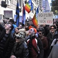 Manifestation LGBT à Belgrade : haine et violences, « ça suffit ! »