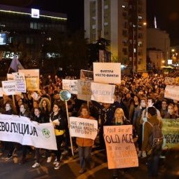 Macédoine du Nord : Skopje marche pour le climat et un peu d'air pur