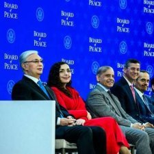 Présidentielle au Kosovo : candidate à sa succession, Vjosa Osmani joue la carte américaine