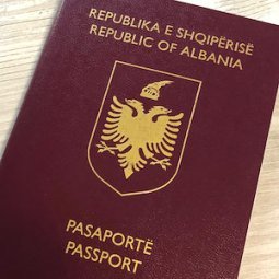 Migrations : ruée des Albanais vers le Royaume-Uni, expulsions massives d'Allemagne
