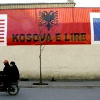 Intégration européenne du Kosovo : jeu de dupes entre Pristina, Bruxelles et Belgrade