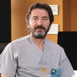 Macédoine du Nord : un célèbre cardiologue accusé de la mort de 24 malades du Covid-19