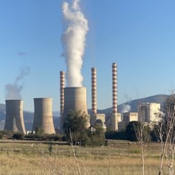 Grèce : Kozani, la « Ruhr des Balkans », se prépare à un avenir sans charbon