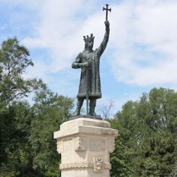 Ballet diplomatique à Chișinău : le « camarade Macron » et les « provocateurs pro-russes »