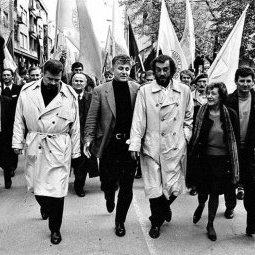 Serbie : y a-t-il encore une opposition dans la salle ?