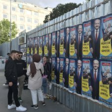 Turquie : les bureaux de vote ont fermé, Erdoğan annoncé vainqueur