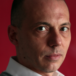 Serbie : sous la menace d'une expulsion, le journaliste Philippe Bertinchamps a obtenu son visa