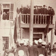 Cent ans de l'Albanie : l'histoire, la nation, le mythe et les polémiques