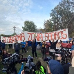 Serbie : la ZAD de la forêt de Šodroš bien décidée à « libérer Novi Sad »