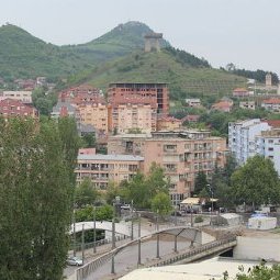Nord du Kosovo : Pristina veut construire des nouveaux ponts à Mitrovica