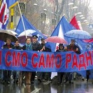 Crise en Bosnie : la Republika Srspka étouffée par sa dette, la population manifeste