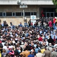 Élections en Albanie : la « bataille de Tirana » se radicalise dangereusement