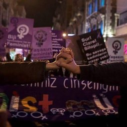 8 mars en Turquie : « Le gouvernement a peur des femmes »