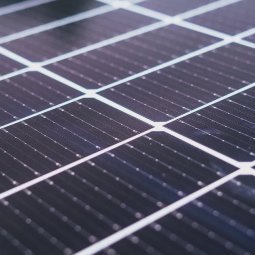 Blog • Bientôt le plus grand parc photovoltaïque des Balkans à Karavasta, en Albanie