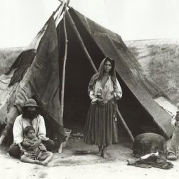 Cinq siècles d'esclavage des Rroms, une mémoire encore taboue en Roumanie