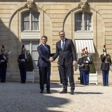 Serbie : indignée, l'opposition démocratique écrit à Emmanuel Macron