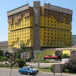 Bosnie-Herzégovine : la longue descente aux enfers de l'Holiday Inn