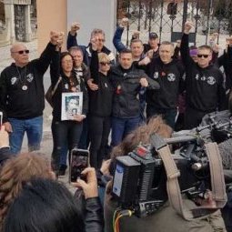 Bosnie-Herzégovine : les autorités de Republika Srspka harcèlent le mouvement Pravda za Davida