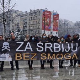 Serbie : des milliers de personnes dans les rues de Belgrade contre la pollution de l'air