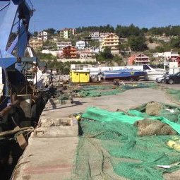 Albanie : la hausse des prix du pétrole met les pêcheurs en faillite