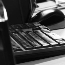 Comment l'Albanie est devenue une plaque tournante de la fraude mondiale